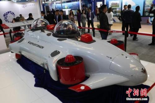 4月19日,第六届中国(上海)国际技术进出口交易会在上海世博展览馆举行